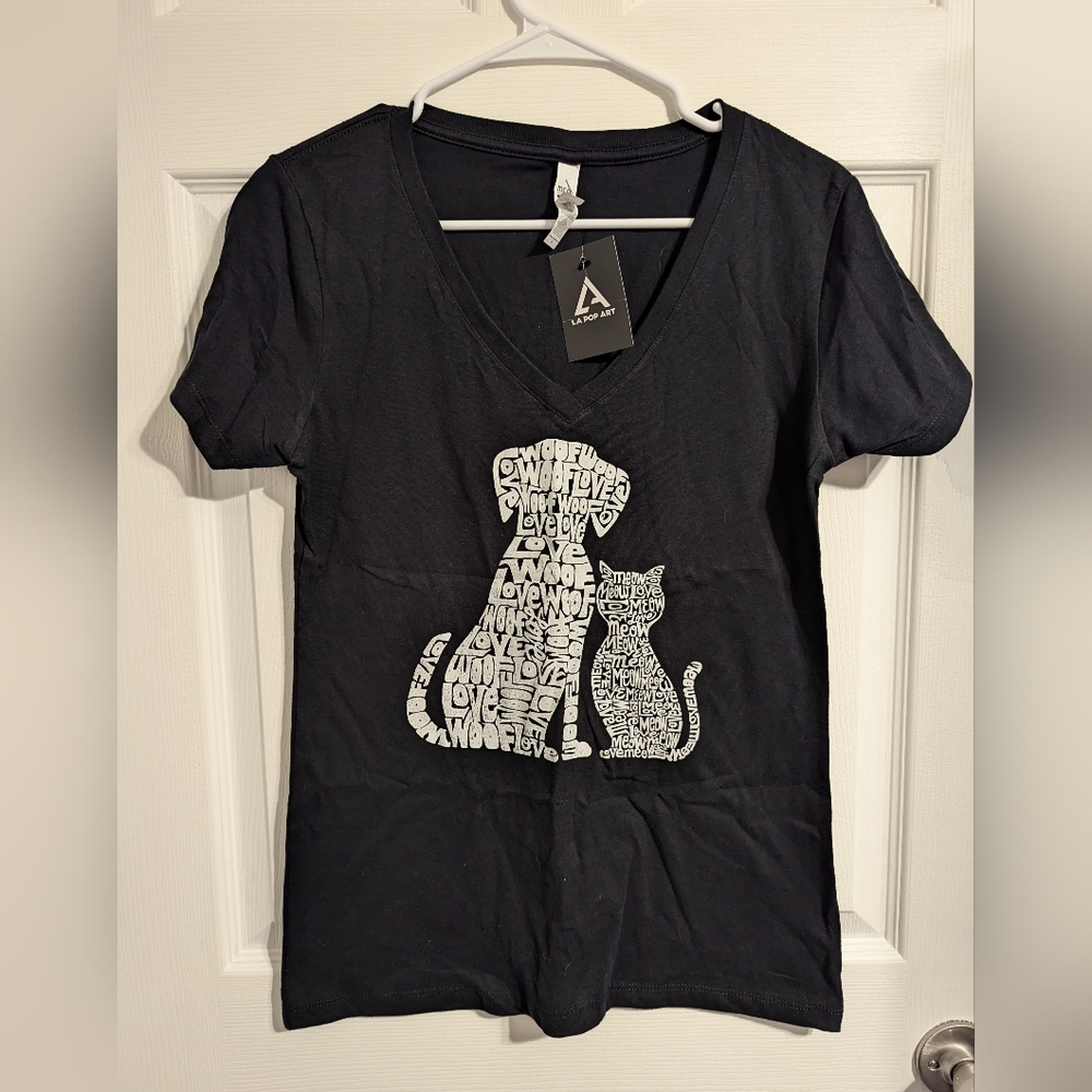 NWT Dog & Cat Silhouette V-Neck Tee